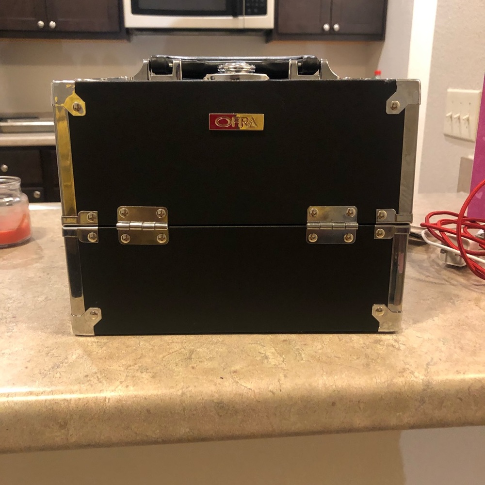 Make up box
